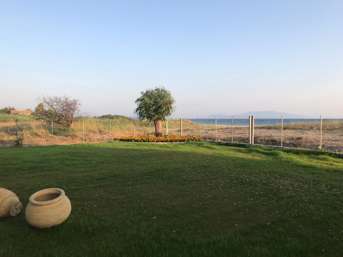 Aster Beach House Nea Thesi Exterior foto